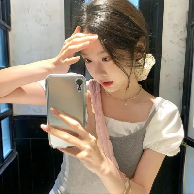 金爪女郎